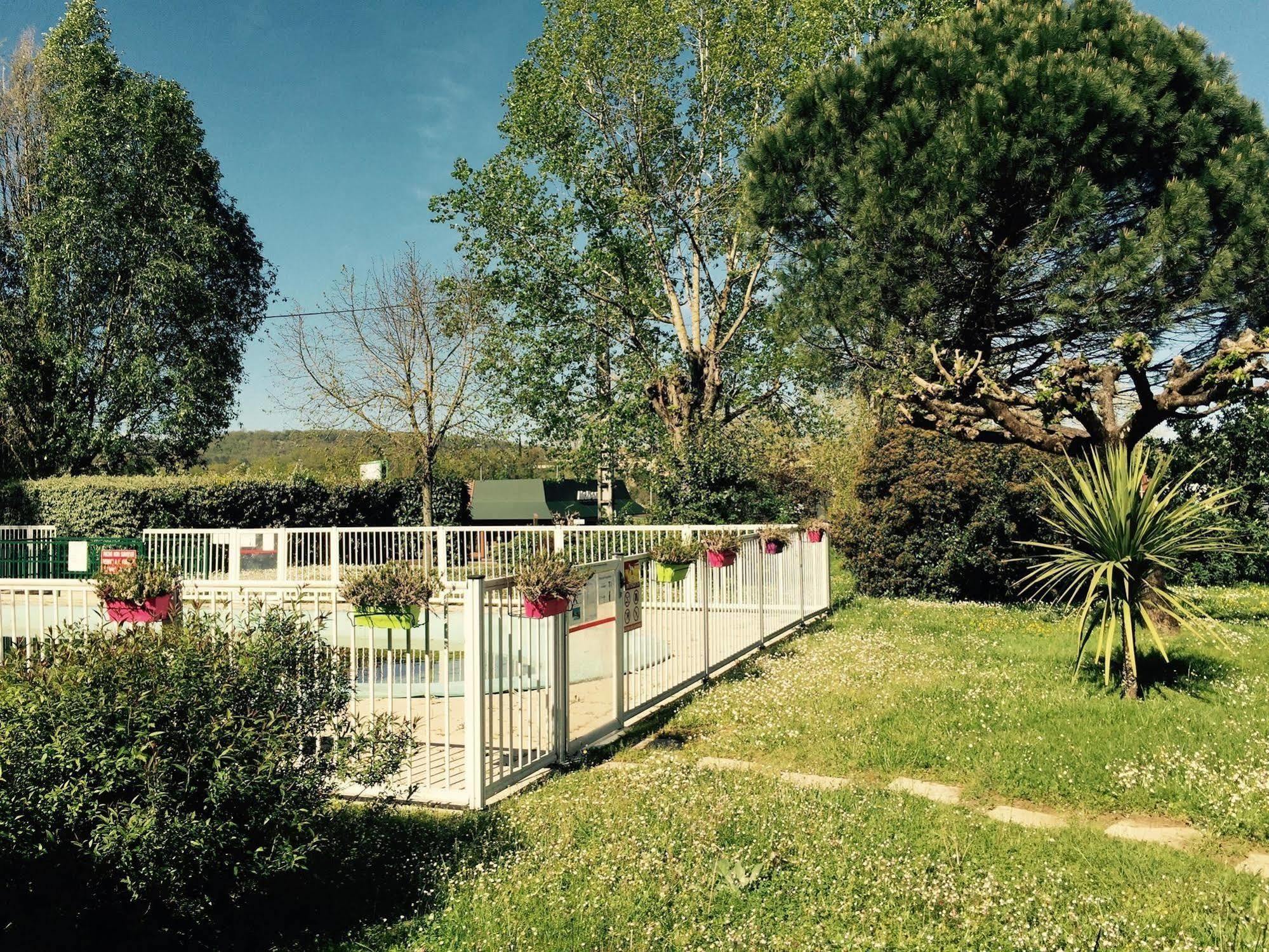 Regourd Hotel Cahors Esterno foto